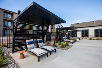 Sundeck at View on Centennial Apartments